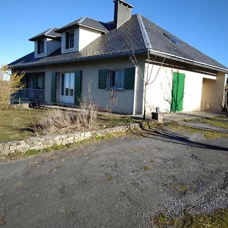 Oda ve Kahvaltı Room In Bb - Breakfast Includedat Ten Minutes From The Raviege Lake Angles (Midi-Pyrenees)